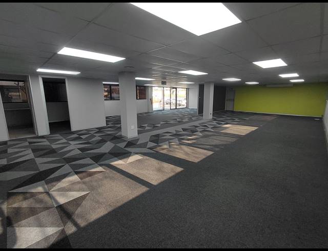 266M² OFFICE TO LET IN HALFWAY HOUSE